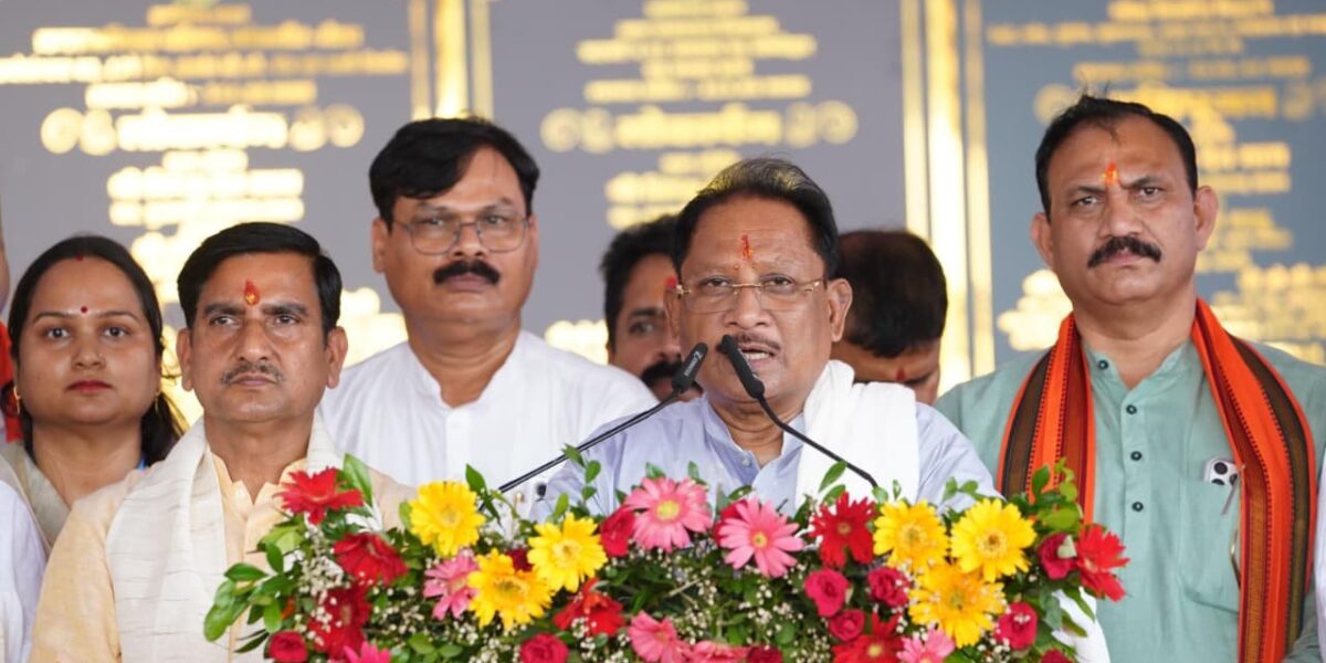 मुख्यमंत्री श्री विष्णु देव साय ने जांजगीर-चांपा जिले में 295 करोड़ रुपये से अधिक के 341 विकास कार्यों का किया लोकार्पण एवं भूमिपूजन
