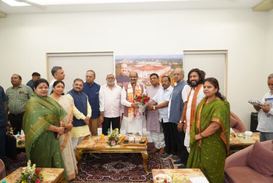 लोकसभा अध्यक्ष श्री ओम बिरला का रायपुर में भव्य स्वागत; सांसद बृजमोहन अग्रवाल ने आयोजित की ‘हाई टी