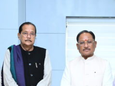 मुख्यमंत्री श्री विष्णु देव साय से झारखंड के वित्त मंत्री श्री राधाकृष्ण किशोर ने की सौजन्य भेंट