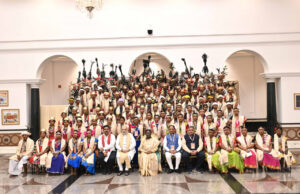 राष्ट्रपति भवन के विशेष अतिथि बने बस्तर के मांझी-चालकी : बस्तर पंडुम-2026 के विजेताओं और जनजातीय प्रतिनिधियों का हुआ विशेष सम्मान