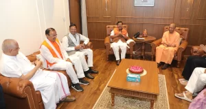CM Yogi से मिलकर Nitin Nabin ने सेट किया Mission 2027 का टारगेट