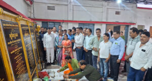 उद्योग मंत्री ने निगम के 04 वार्डाे को दी 60 लाख रू. के विकास कार्याे की सौगात