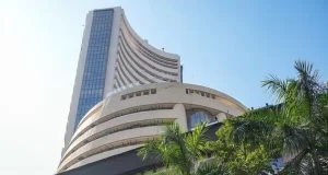 सेंसेक्स 493 अंक चढ़कर 79,132 पर खुला