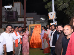 सीएसईबी चौक में वेटिंग शेड का उद्योग मंत्री श्री लखनलाल देवांगन ने किया लोकार्पण, तीन प्रमुख मार्गों पर 195 स्ट्रीट लाइटों से बढ़ेगी रोशनी