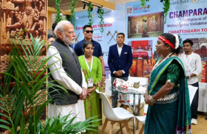 प्रधानमंत्री श्री नरेंद्र मोदी से रूबरू हुईं छत्तीसगढ़ की महिला उद्यमी हीना
