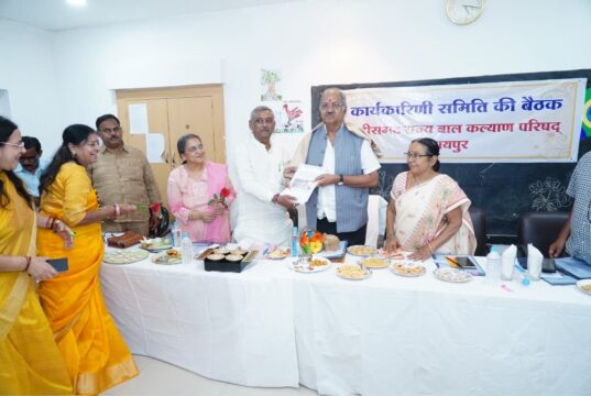 बच्चों के सर्वांगीण विकास और पुनर्वास के लिए परिषद पूरी तत्परता से करे कार्य: सांसद बृजमोहन अग्रवाल